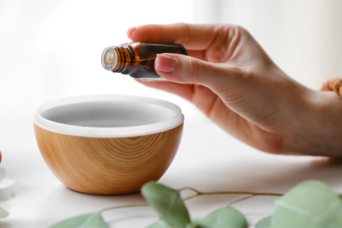 como usar oleo essencial capa