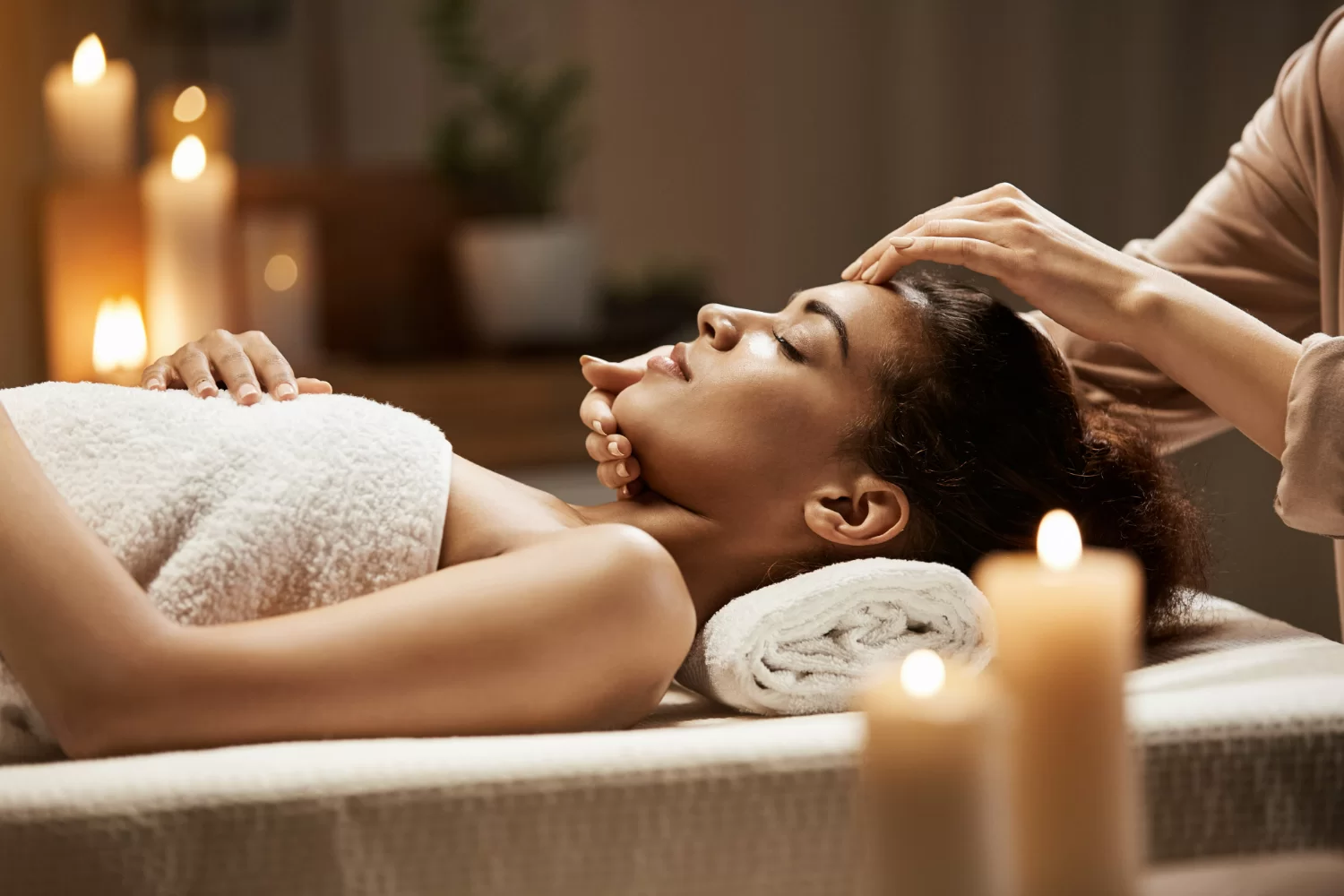 aromas para spa: mulher em spa